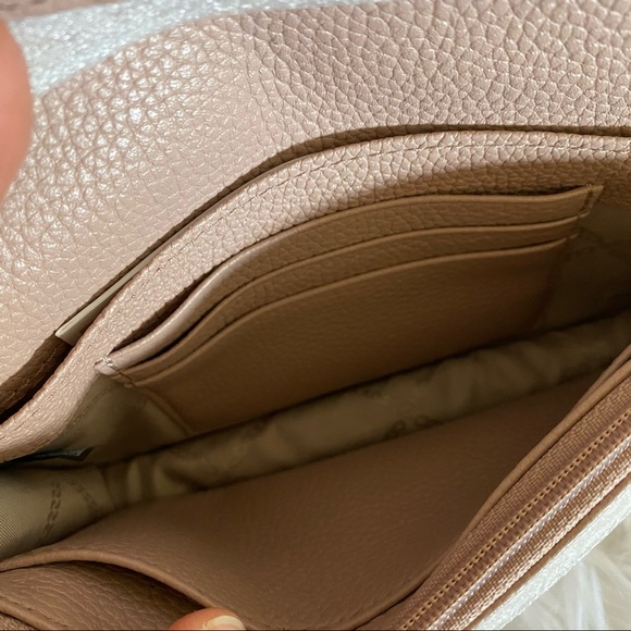 Michael Kors mott phone case crossbody bag - Picture 3 of 12